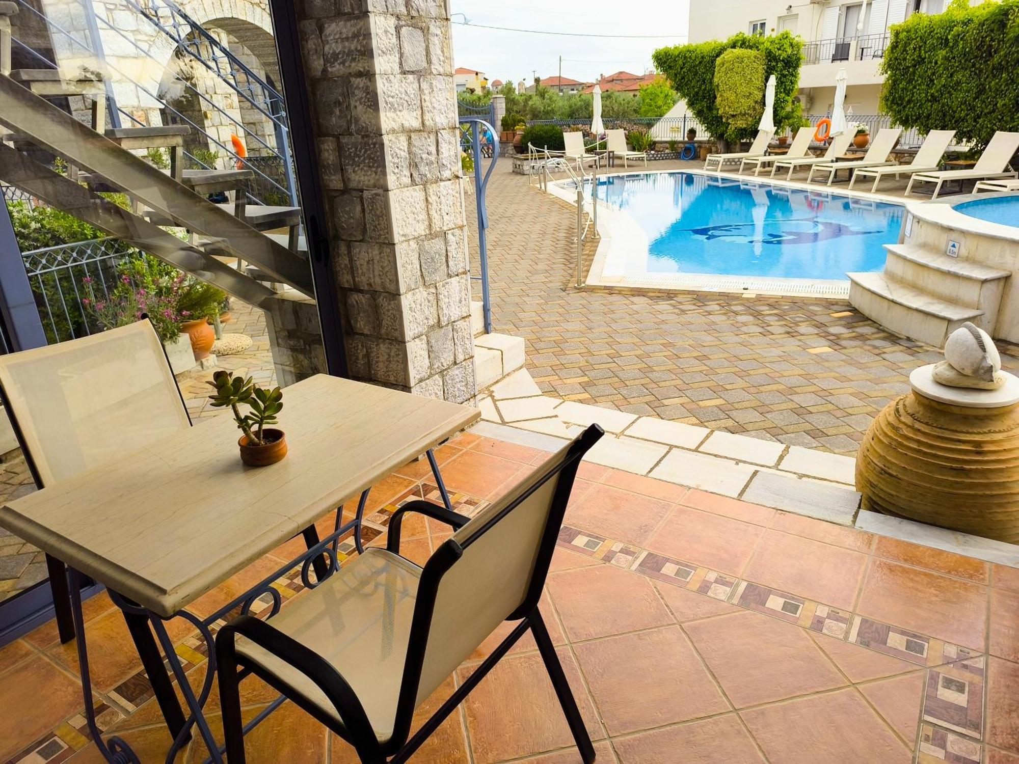Taletos Apartments Ступа Екстер'єр фото